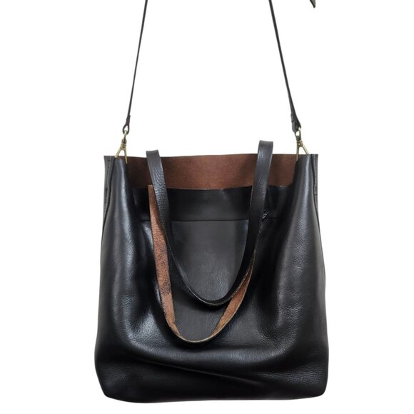 Madewell Medium Transport Tote in Black Pebbled Leather - Picture 6 of 16